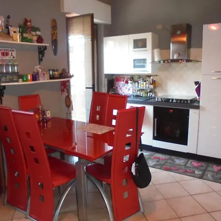 Διαμέρισμα Sara House *